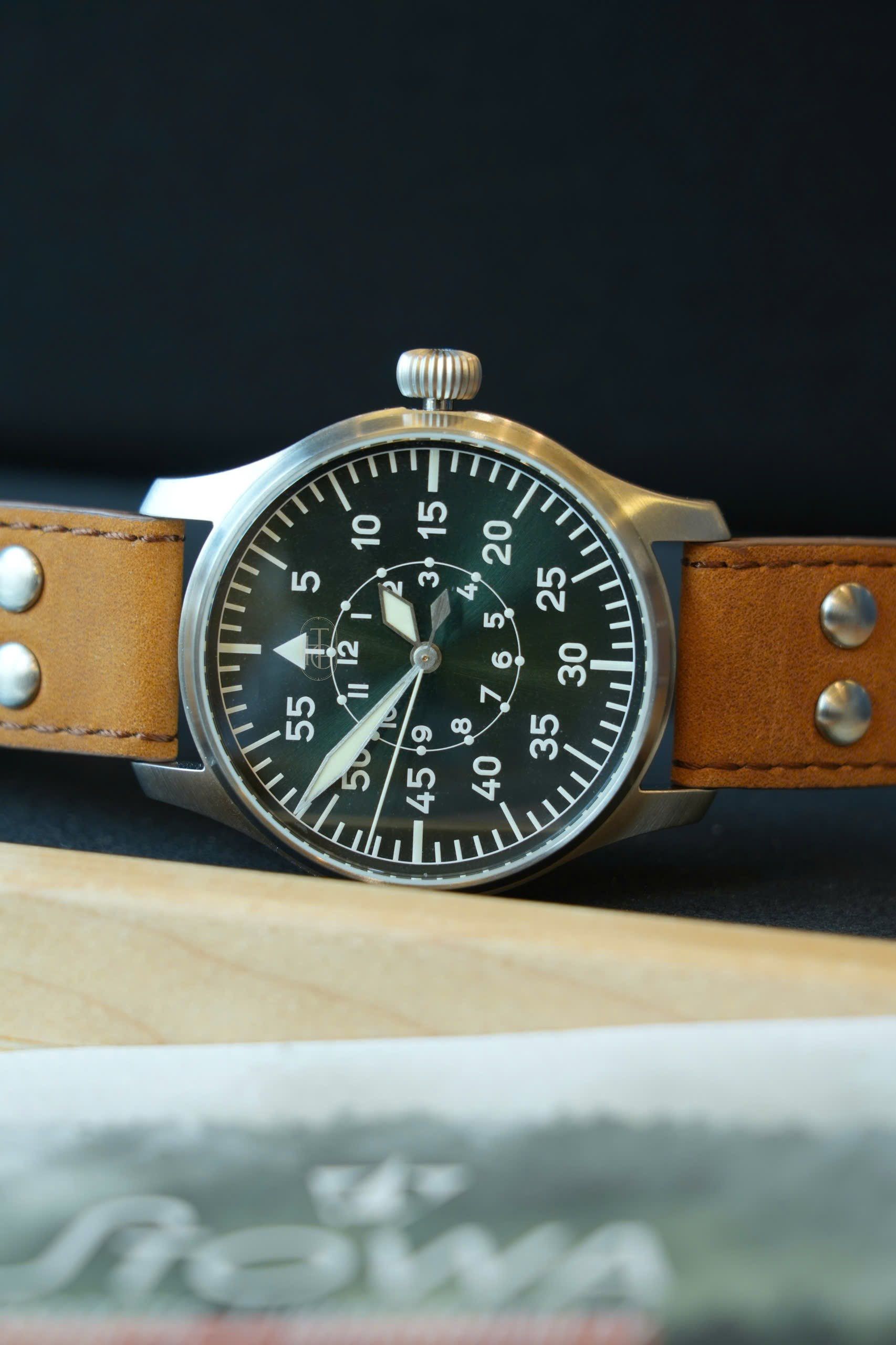 Đồng Hồ Stowa Flieger 40 - Sunray Green Baumuster B