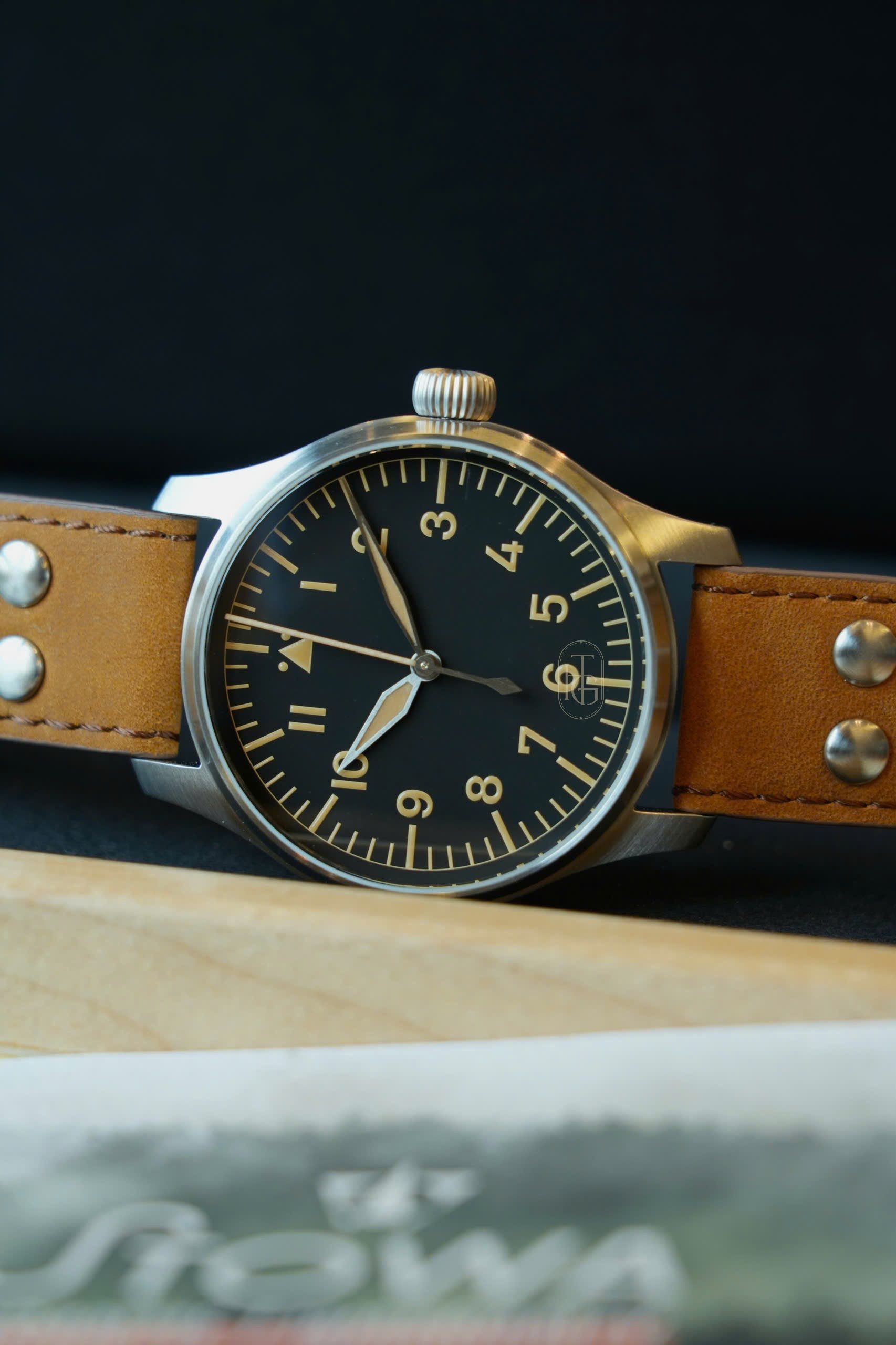 Đồng Hồ Stowa Flieger Vintage 40 - Black 